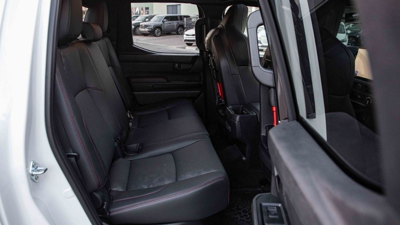 تويوتا تاكوما 2.4L TRD PRO i-FORCE MAX Turbo Hybrid | 2025 | For Local Registration +10%