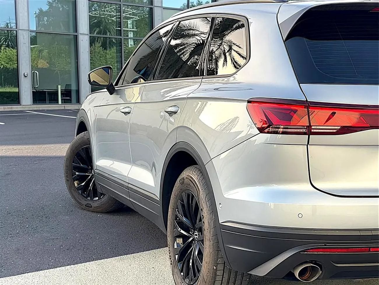 فولكس واجن طوارق Trendline 2.0L 2,384 P.M | Trendline - GCC Specs - Brand New! Under warranty