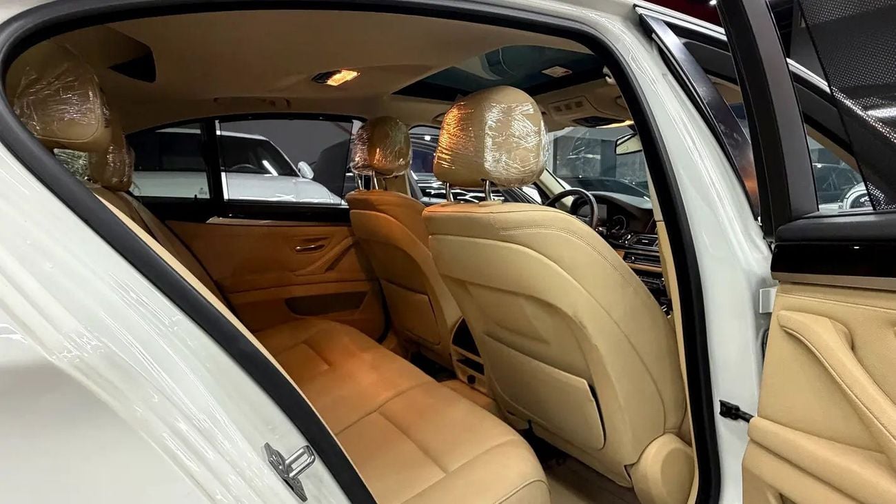 بي أم دبليو 520i EXECUTIVE