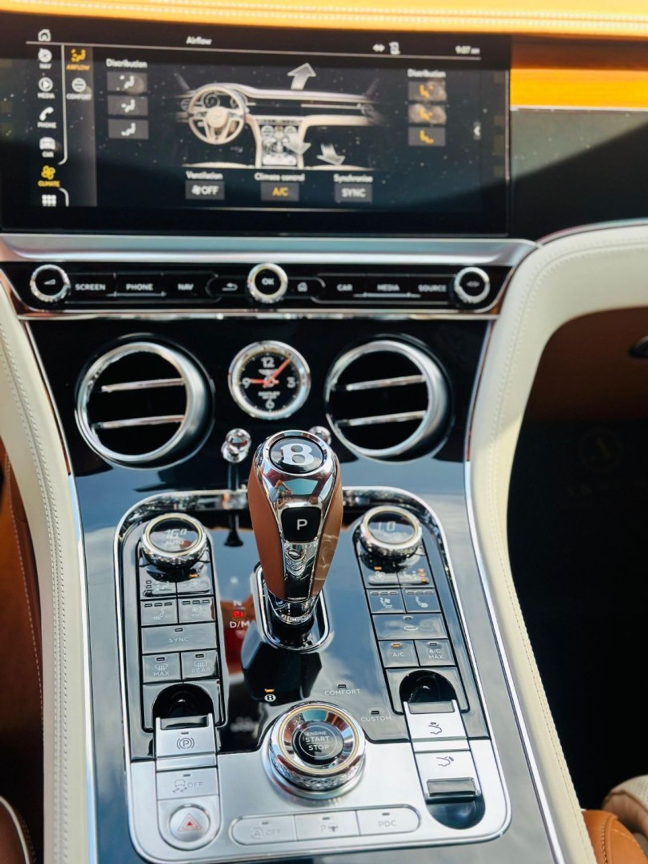 Bentley Continental GT 6.0L W12 (626 HP)