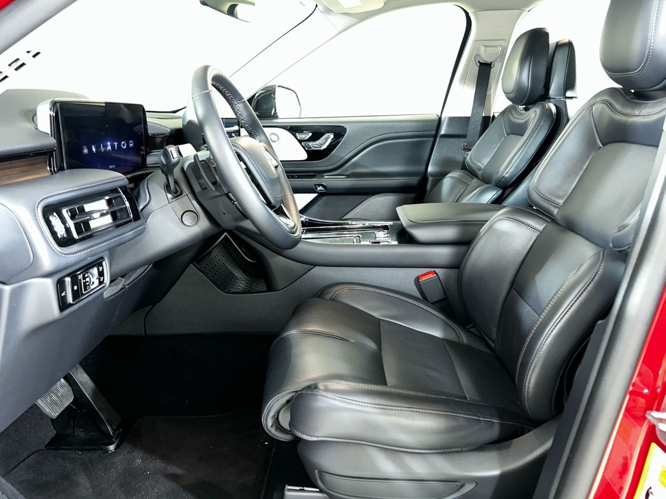 Lincoln Aviator Reserve 3.0L AVI425W AVIATOR RESERVE 201A AWD 3.0L TWIN TURBOCHARGED W/O SUN BLINDS