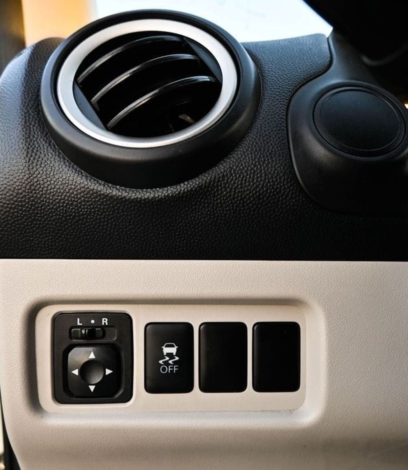 Mitsubishi Attrage MITSUBISHI ATTRAGE 2020 GCC GLX 1.2 BASE IN EXCELLENT CONDITION