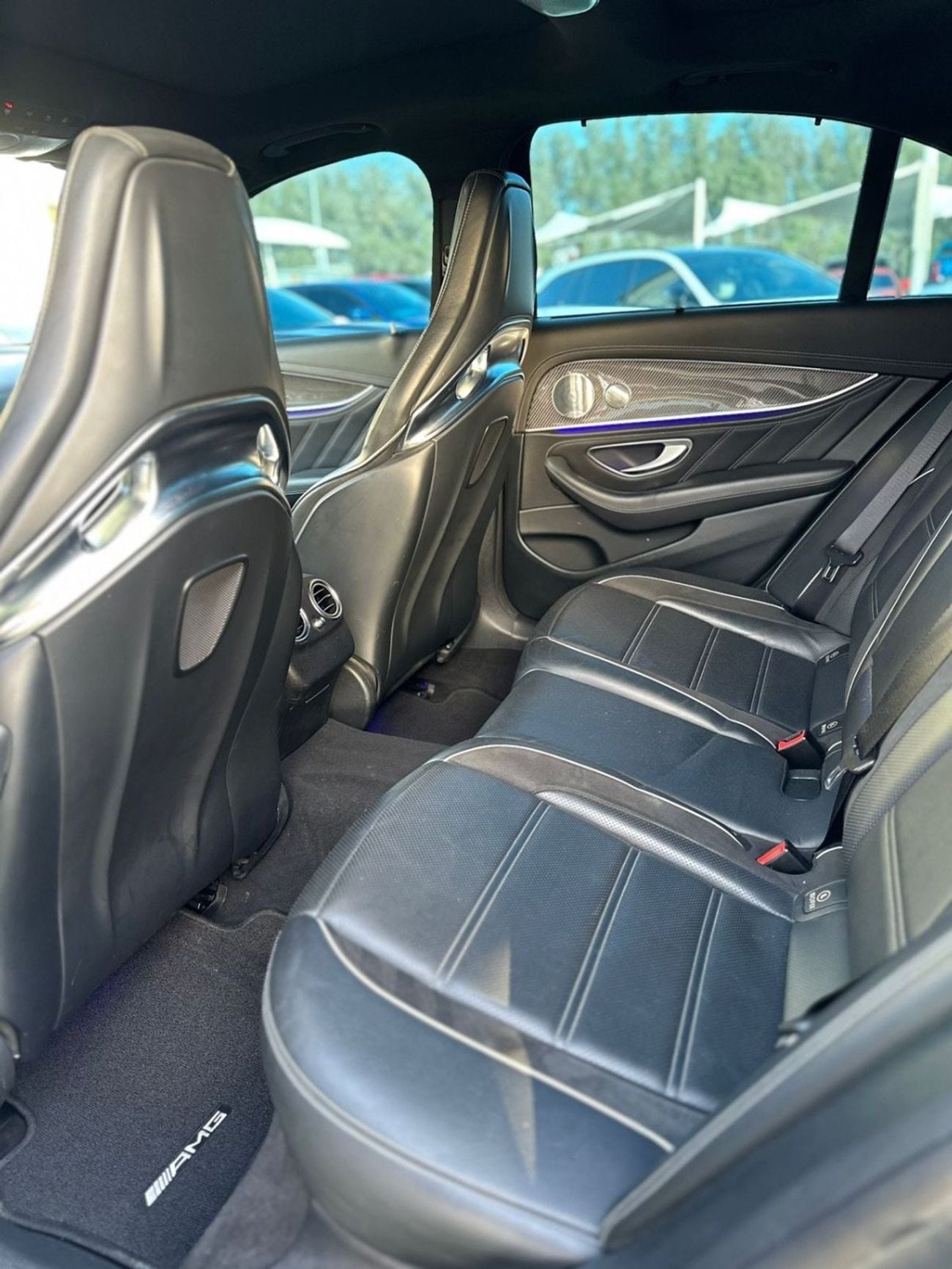 Mercedes Benz E63 AMG Std 5.5L