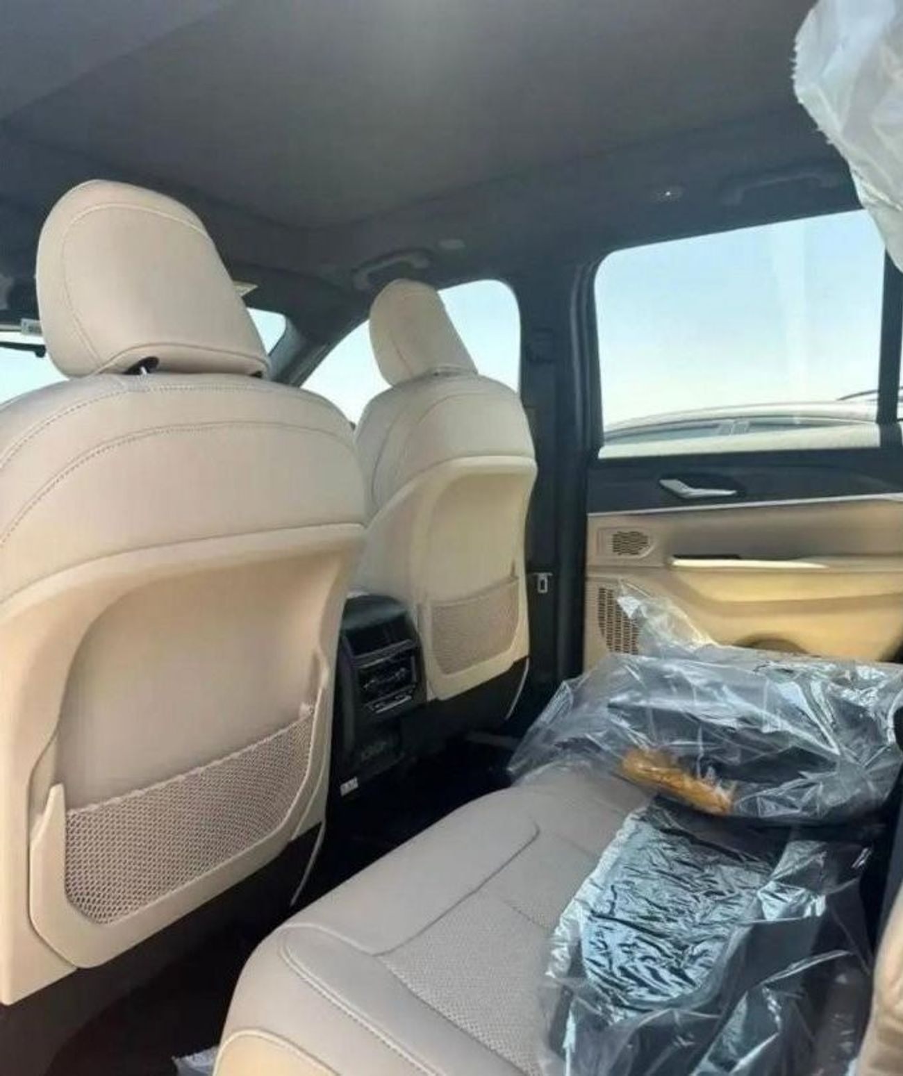 جيب شيروكي 2023 Jeep Cherokee 3.6L 4X4 Petrol 6Cyl Automatic 8 shifts  Zero KM