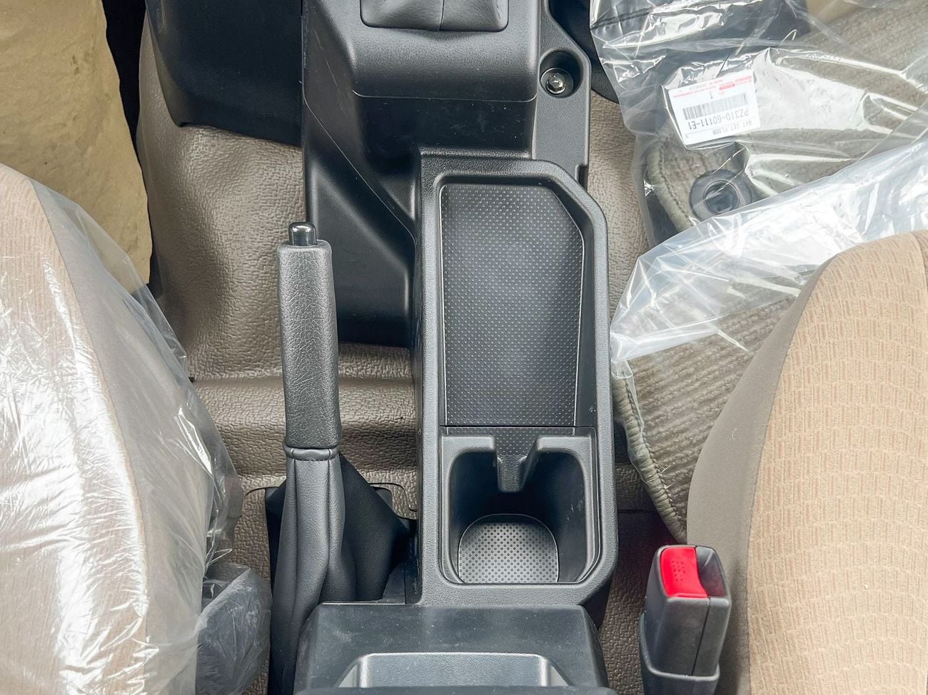 تويوتا لاند كروزر بيك آب EXPORT ONLY - LC79 DC STD 4.0L PETROL AT