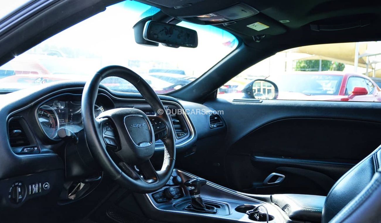 Dodge Challenger SOLD!!!Challenger Scat Pack V8 6.4L 2017/ Hydraulic Suspension System/ Low Miles/Excellent Condition