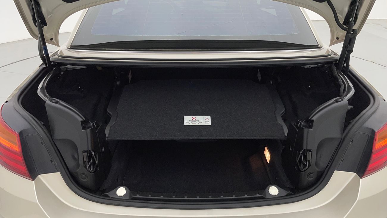 بي أم دبليو 420i SPORT CONVERTIBLE 2 | بدون دفعة مقدمة | اختبار قيادة مجاني للمنزل