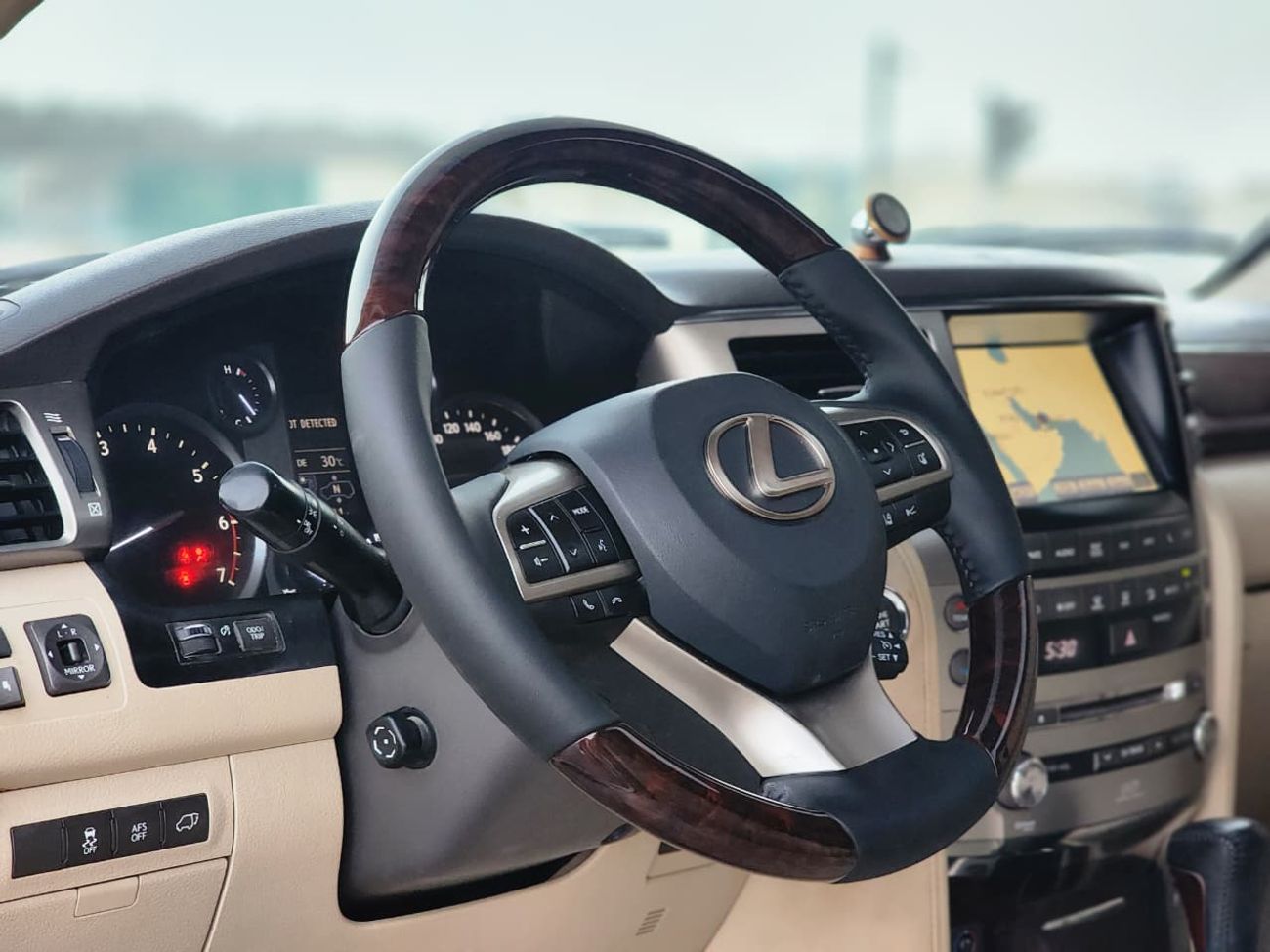 Lexus LX 570 LEXUS LX570 MODEL 2015 UPGRADE 2021