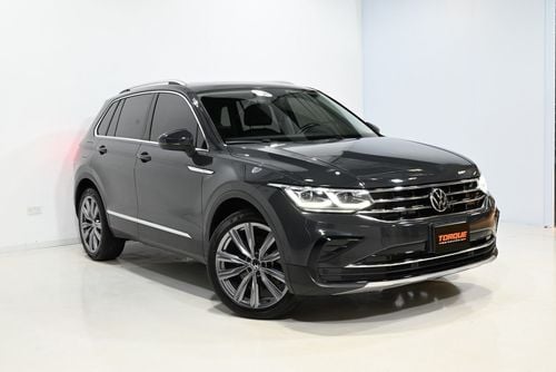 فولكس واجن تيجوان Elegance Premium 2023 Volkswagen Tiguan 4Motion Elegance Premium, VW Service History, 1 Year Warranty, GCC