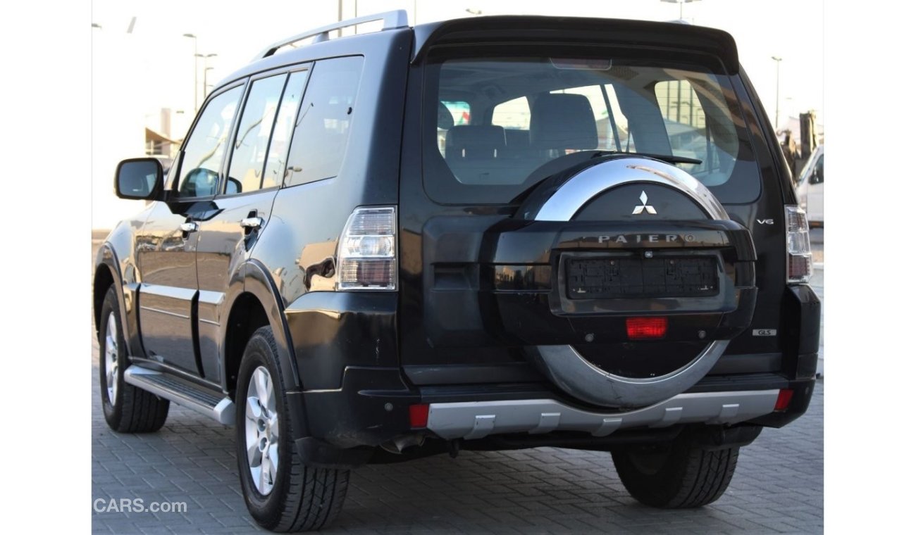 Mitsubishi Pajero Mitsubishi Pajero 2011 GCC No. 1 full option in excellent condition, without paint, without accident