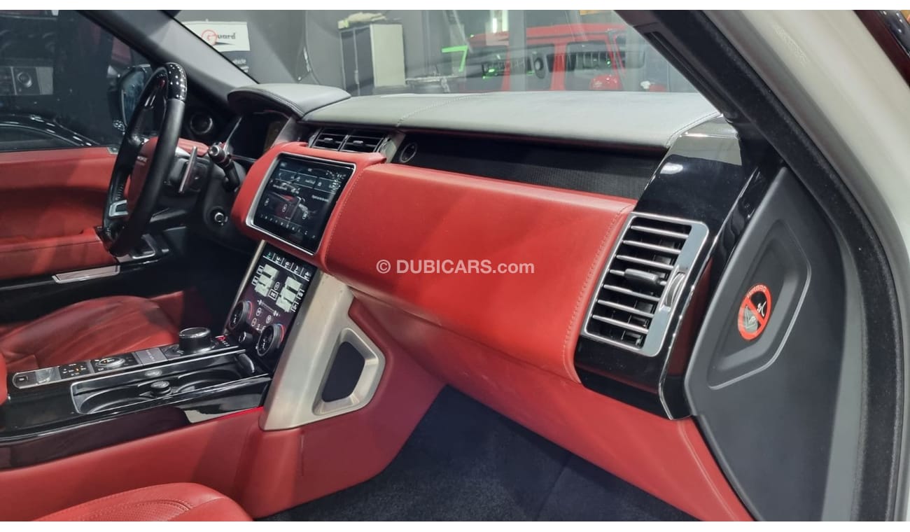 لاند روفر رينج روفر RANGE ROVER VOGUE AUTOBIOGRAPHY GCC FACE LIFT 2021 IN BEAUTIFUL CONDITION FOR 159K AED