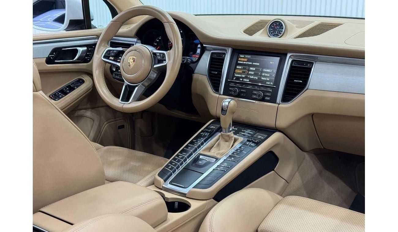 Porsche Macan Turbo 3.6L 2014 Porsche Macan Turbo, Service History, Full Options, Excellent Condition, GCC