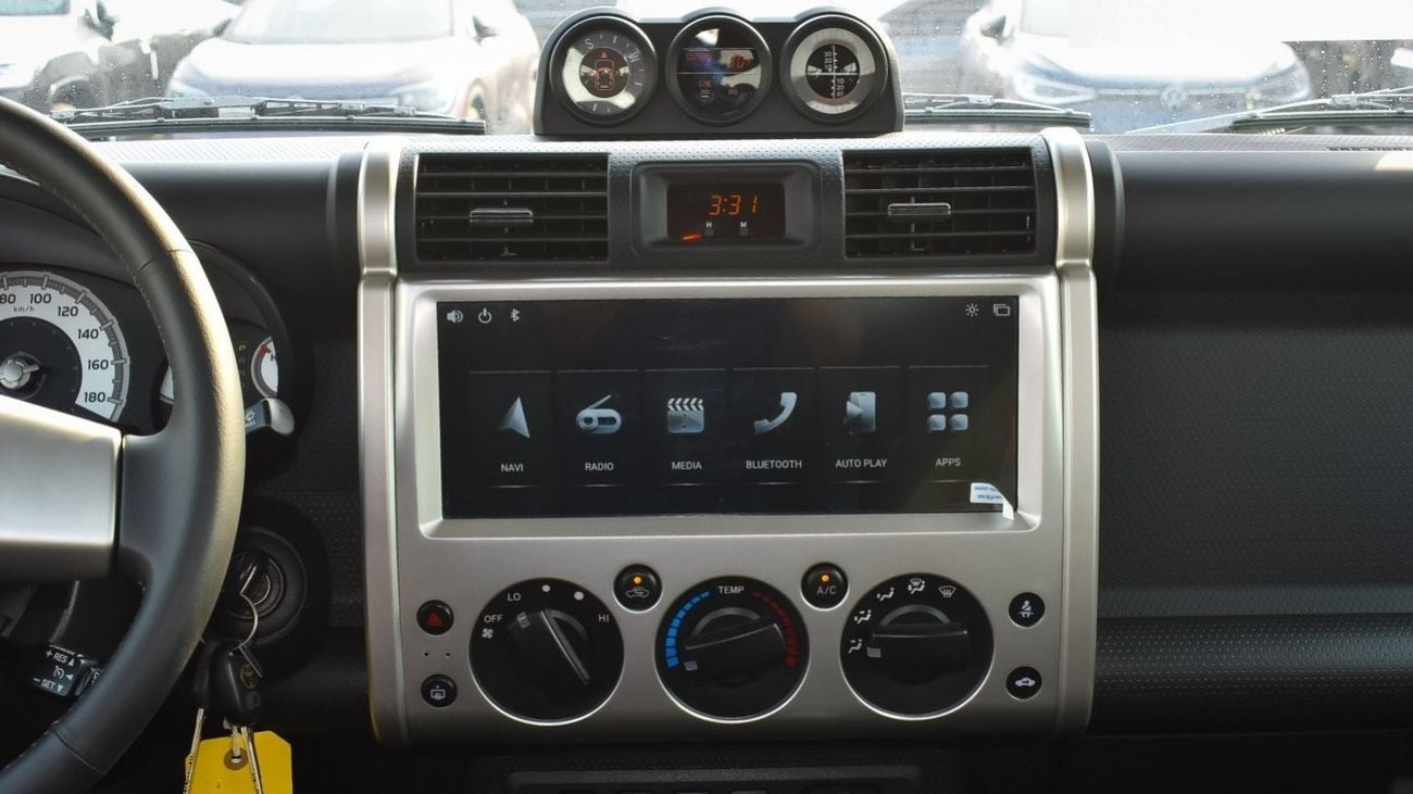 Toyota FJ Cruiser 4.0L  Full Option