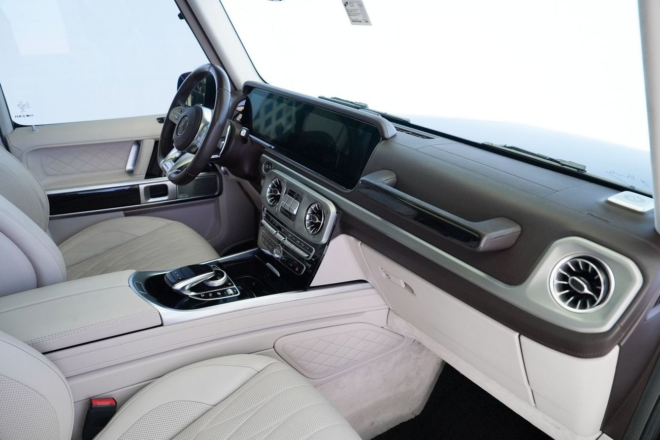 Mercedes-Benz G 63 AMG Std 4.0L