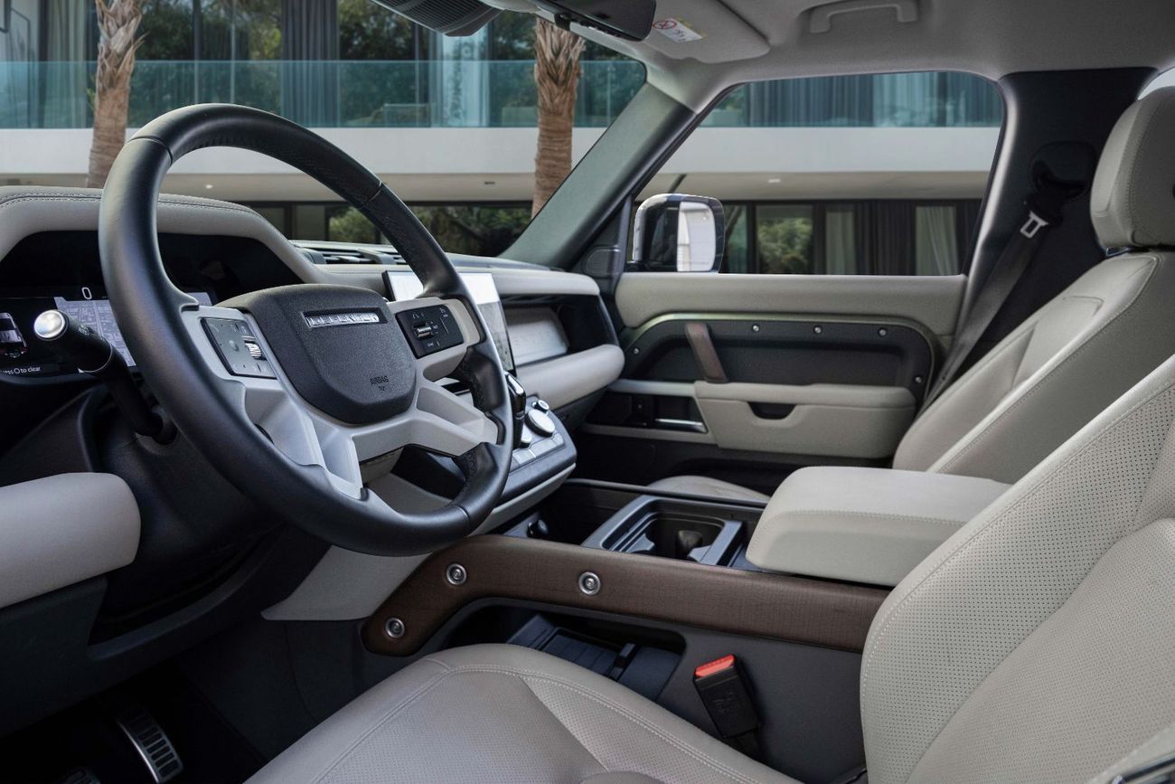 Land Rover Defender 110 P300 | 6,463 P.M | 0% Downpayment | Agency Warranty!