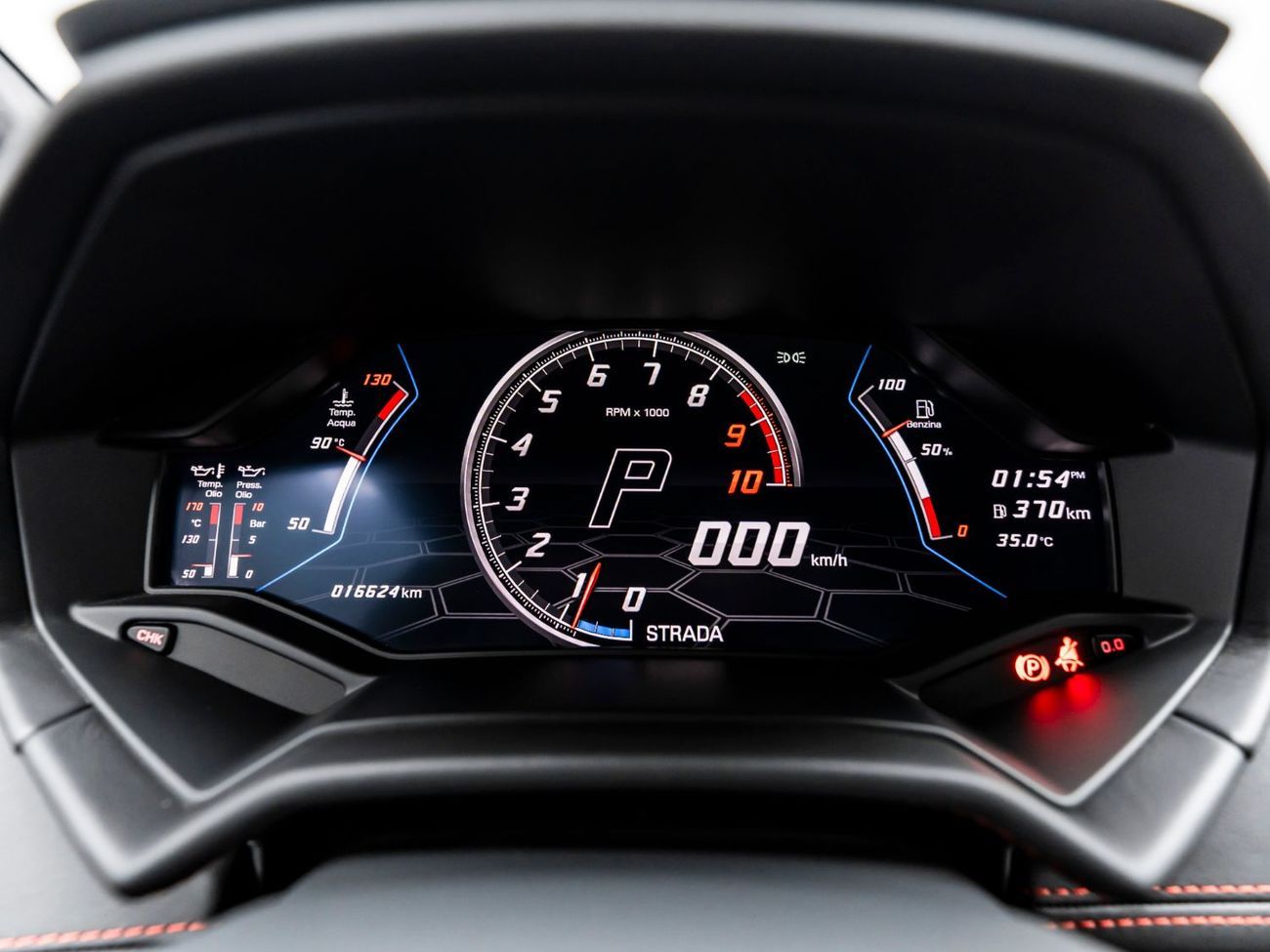 Lamborghini Huracan 2020 Lamborghini Huracan Evo, October 2025 Lamborghini Warranty, Low KMs, GCC