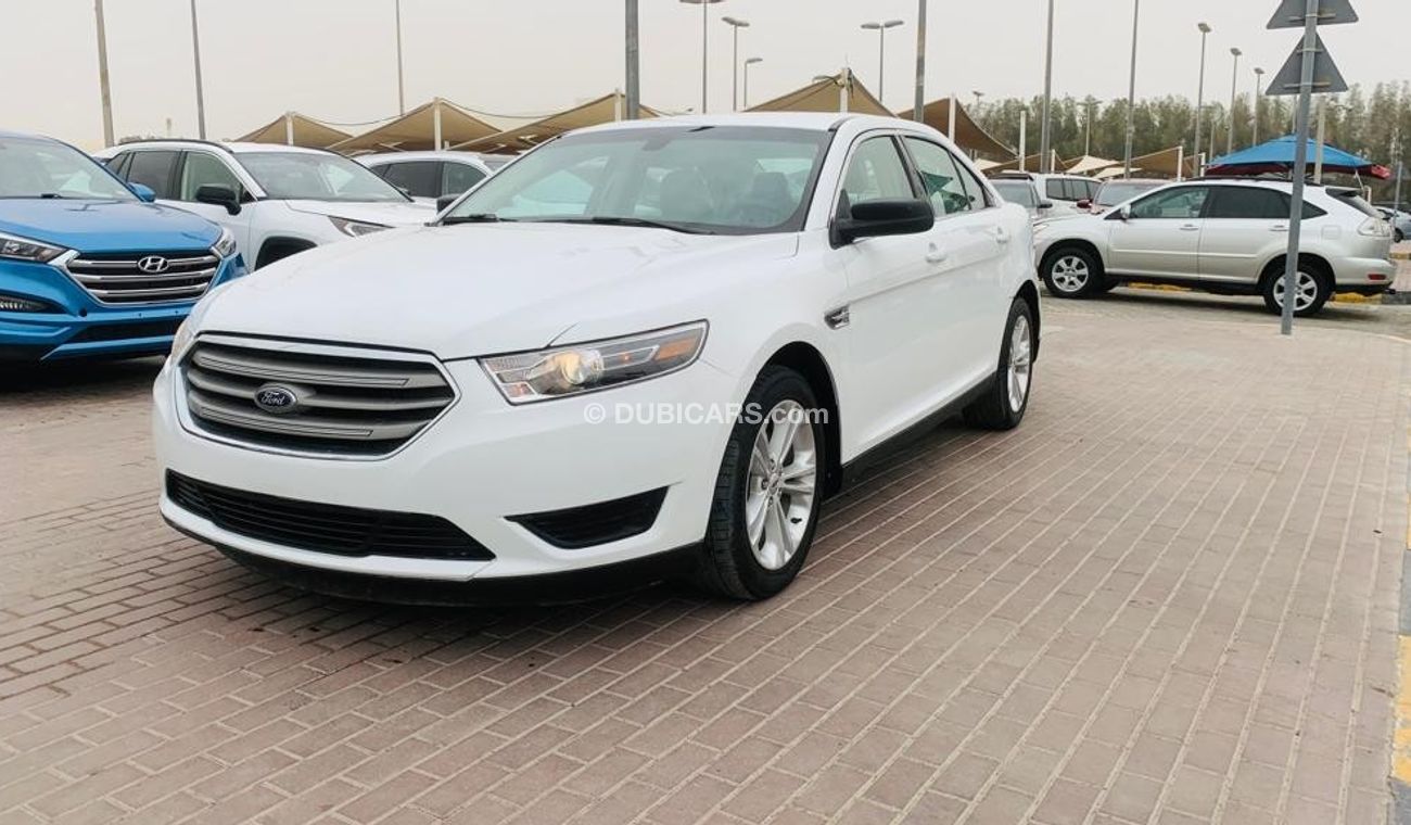 Ford Taurus SE Very Clean Car