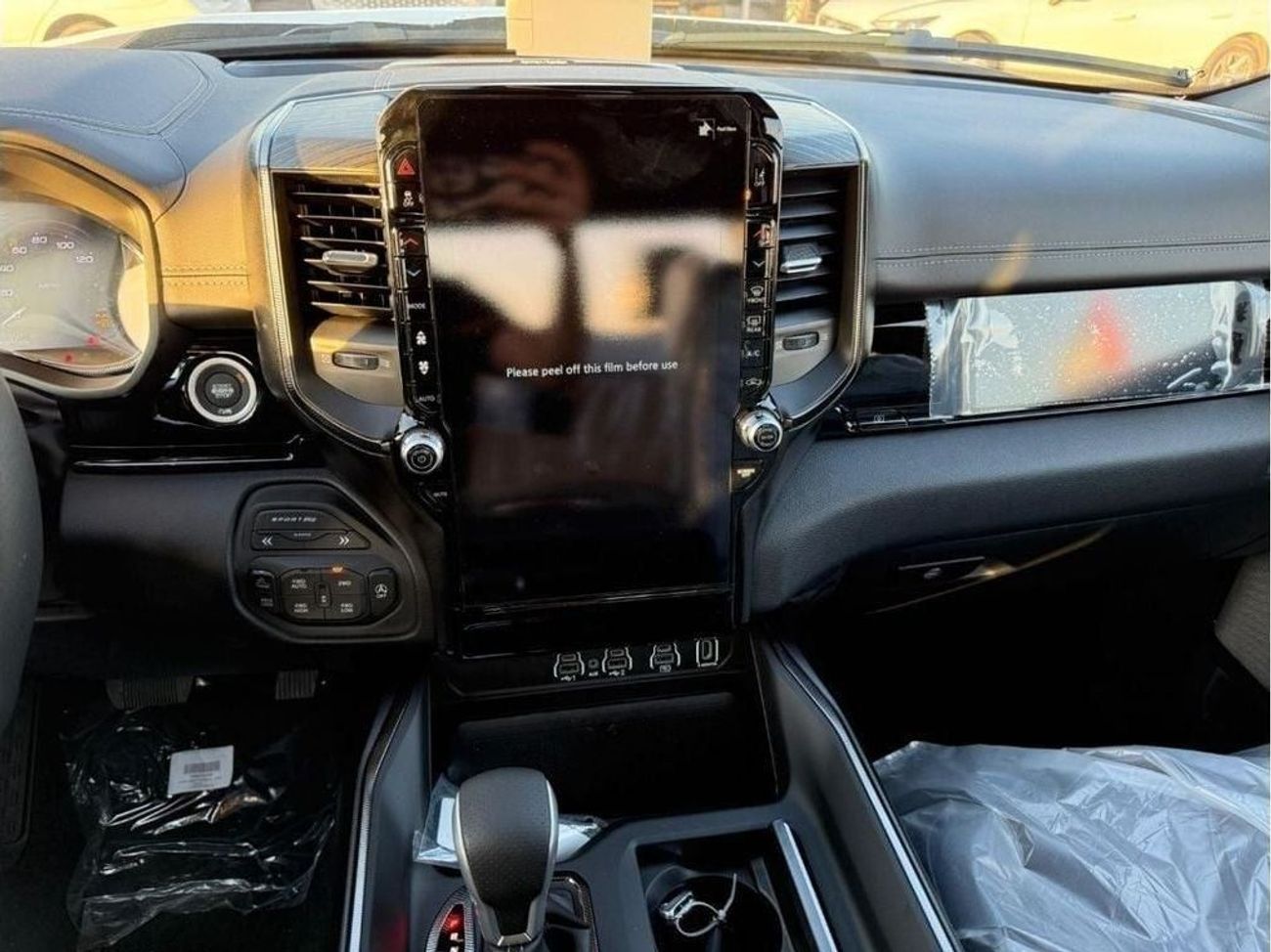 رام 1500 EXPORT PRICE - REBEL X 3.0 TWIN TURBO (with Air Suspension & Rambox)