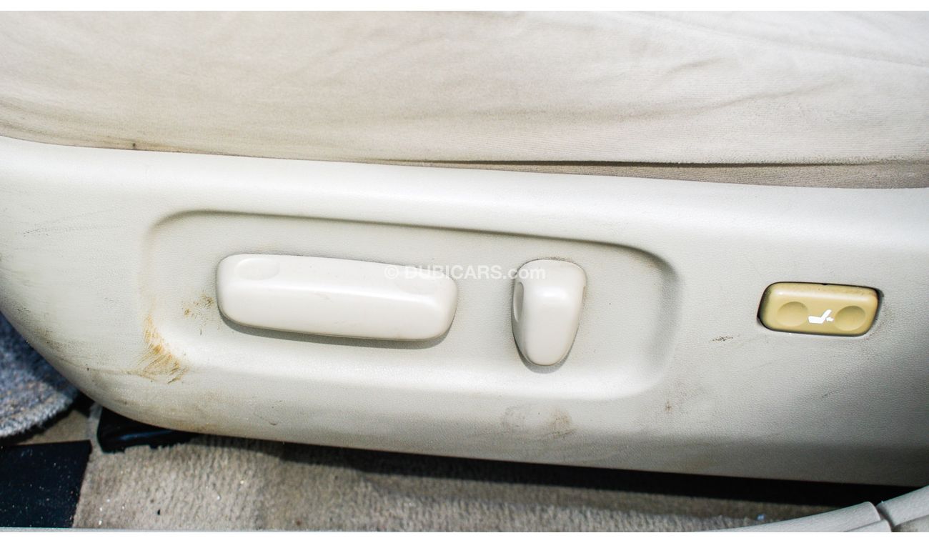 تويوتا أوريون خليجى- بدون حوادث- رقم واحد - بصمة - فتحة - شاشة - كاميرا - مثبت سرعة - رنجات - حساسات -خشب -جناح