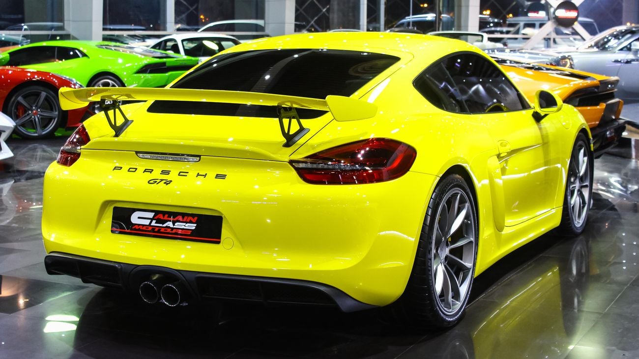 بورش كايمان 718 GT4