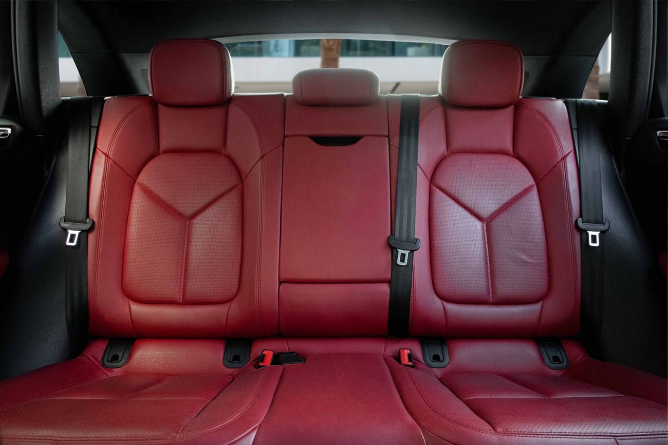 بورش ماكان Macan | 3,036 P.M | 0% Downpayment | Low KMS!