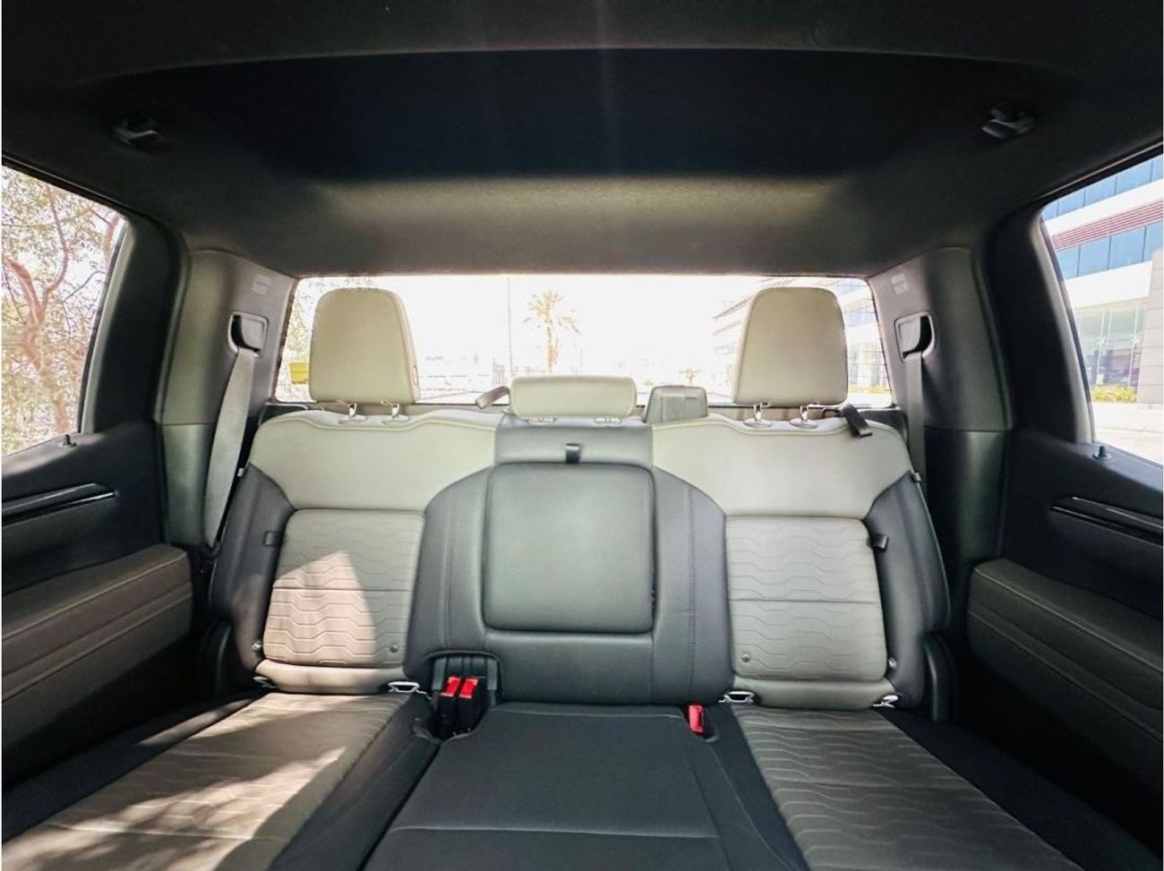 Chevrolet Silverado AED 4,400 PM | ZR2 | CHEVROLET SILVERADO 6.2 V8 | GCC | 0% DP | AGENCY WARRANTY | FSH