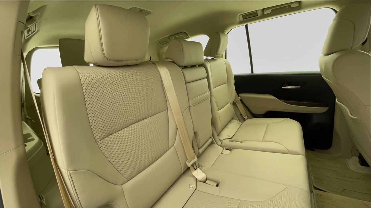 تويوتا لاند كروزر GXR 4 | بدون دفعة مقدمة | اختبار القيادة في المنزل