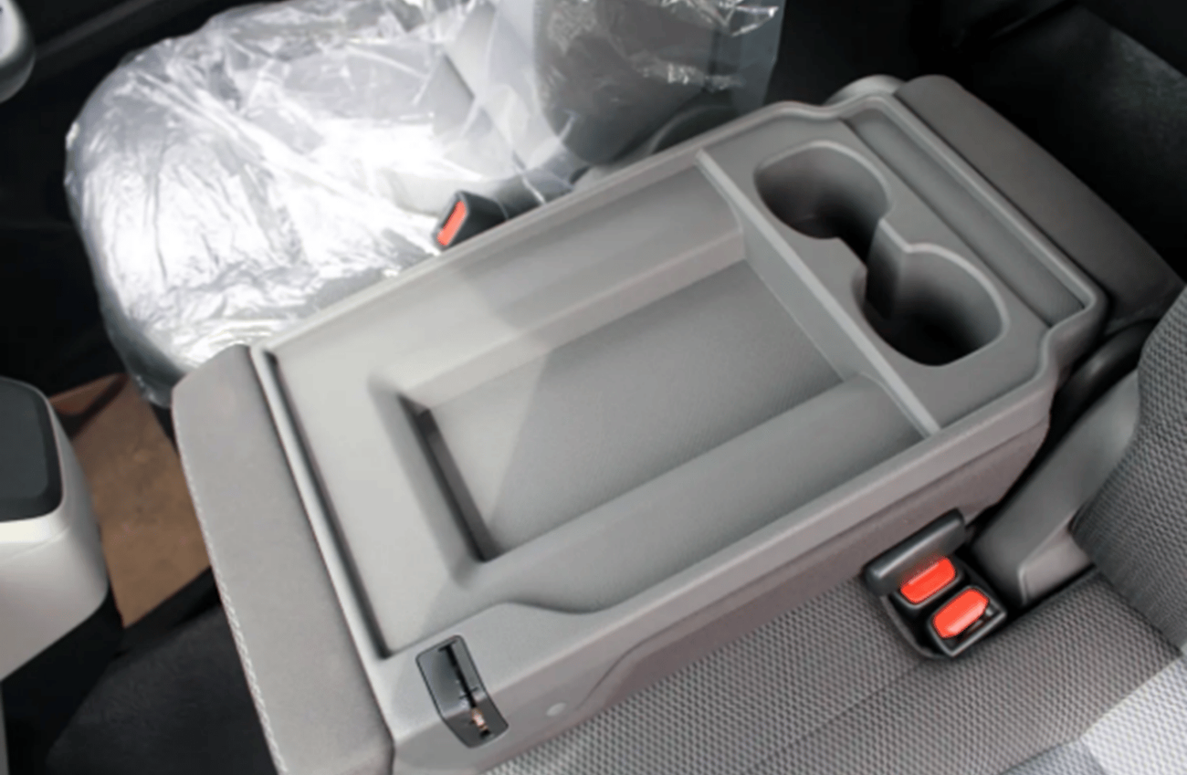 Toyota Hiace ECTWFR010 - Right Hand Drive - 2025 Toyota Hiace High Roof Passenger Van Commuter - 2.8L Diesel Auto