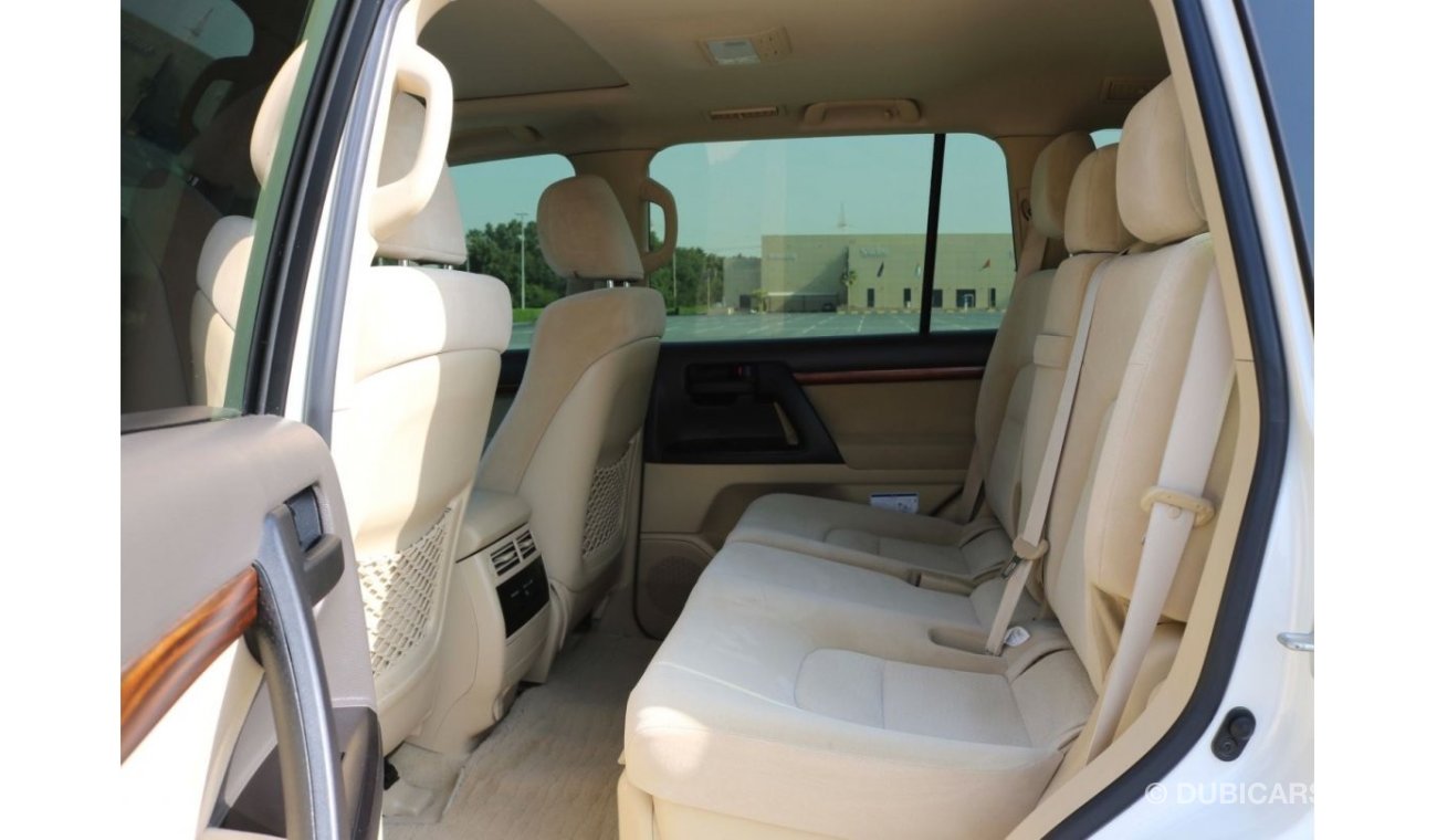 Toyota Land Cruiser 2017 | LAND CRUISER EXR V6 - WITH GCC SPECS AND EXCELLENT CONDITION - INC VAT
