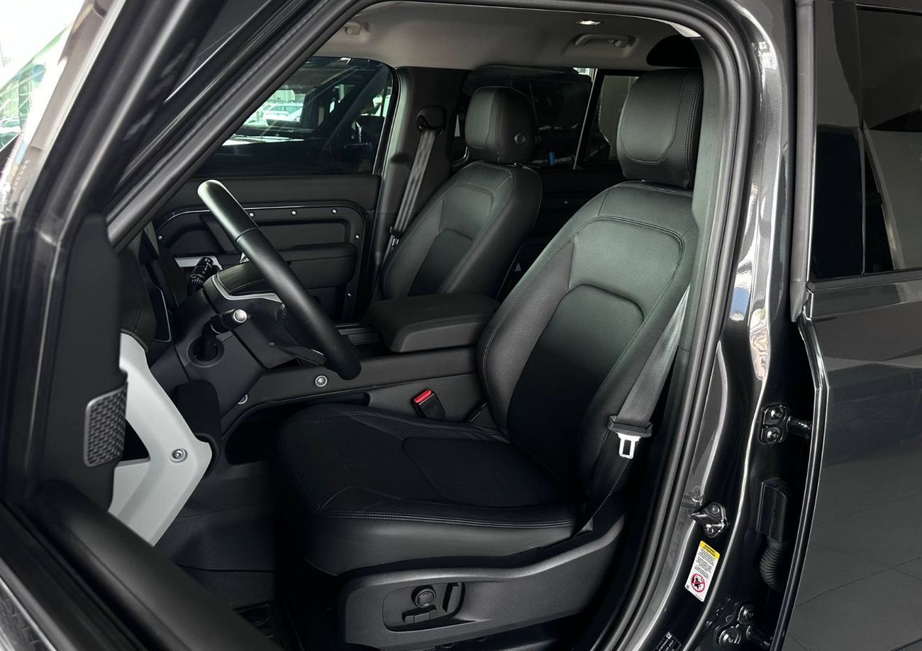 Land Rover Defender P400 Full options with one year warranty