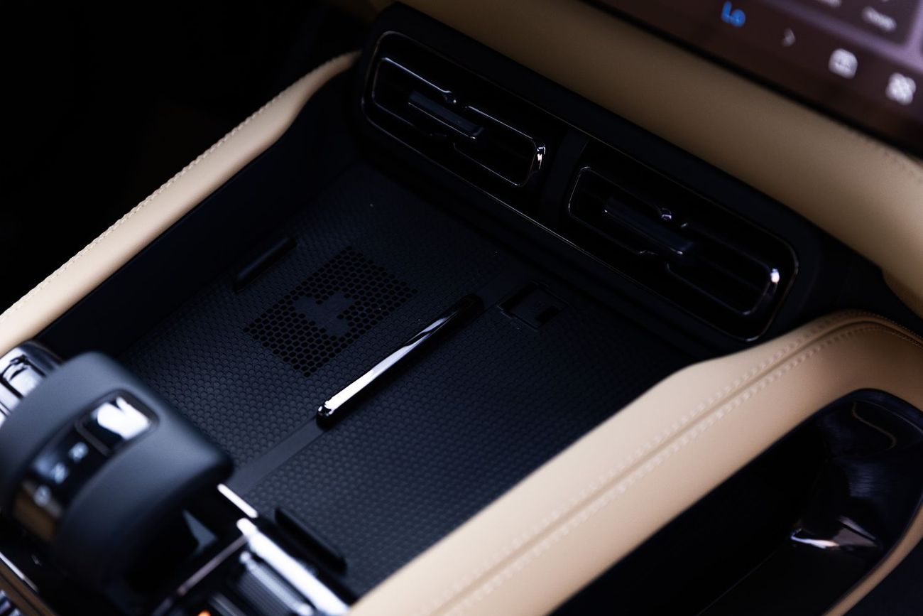 BYD Leopard 5 2025 BYD LEOPARD 05