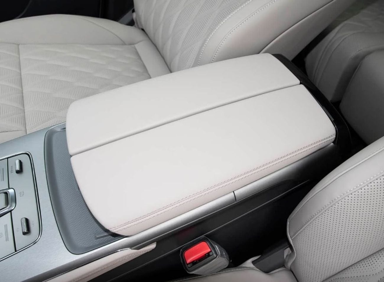 BYD Tang DMi 115km Smart Drive Premium Edition