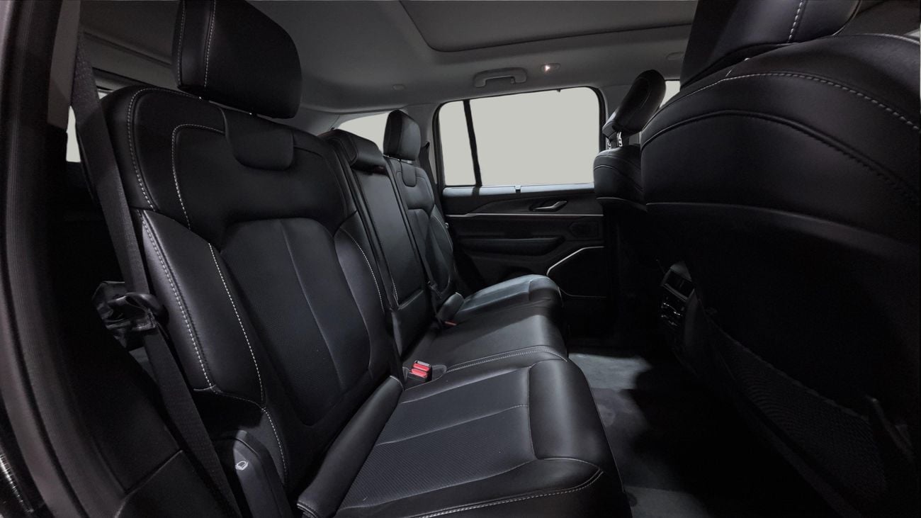 جيب جراند شيروكي ليميتد كارس24 هي سوق ضخم للسيارات المستعملة موثوق ومضمون ٪كارس24 هي سوق ضخم للسيارات المستعملة موثوق ومضمون