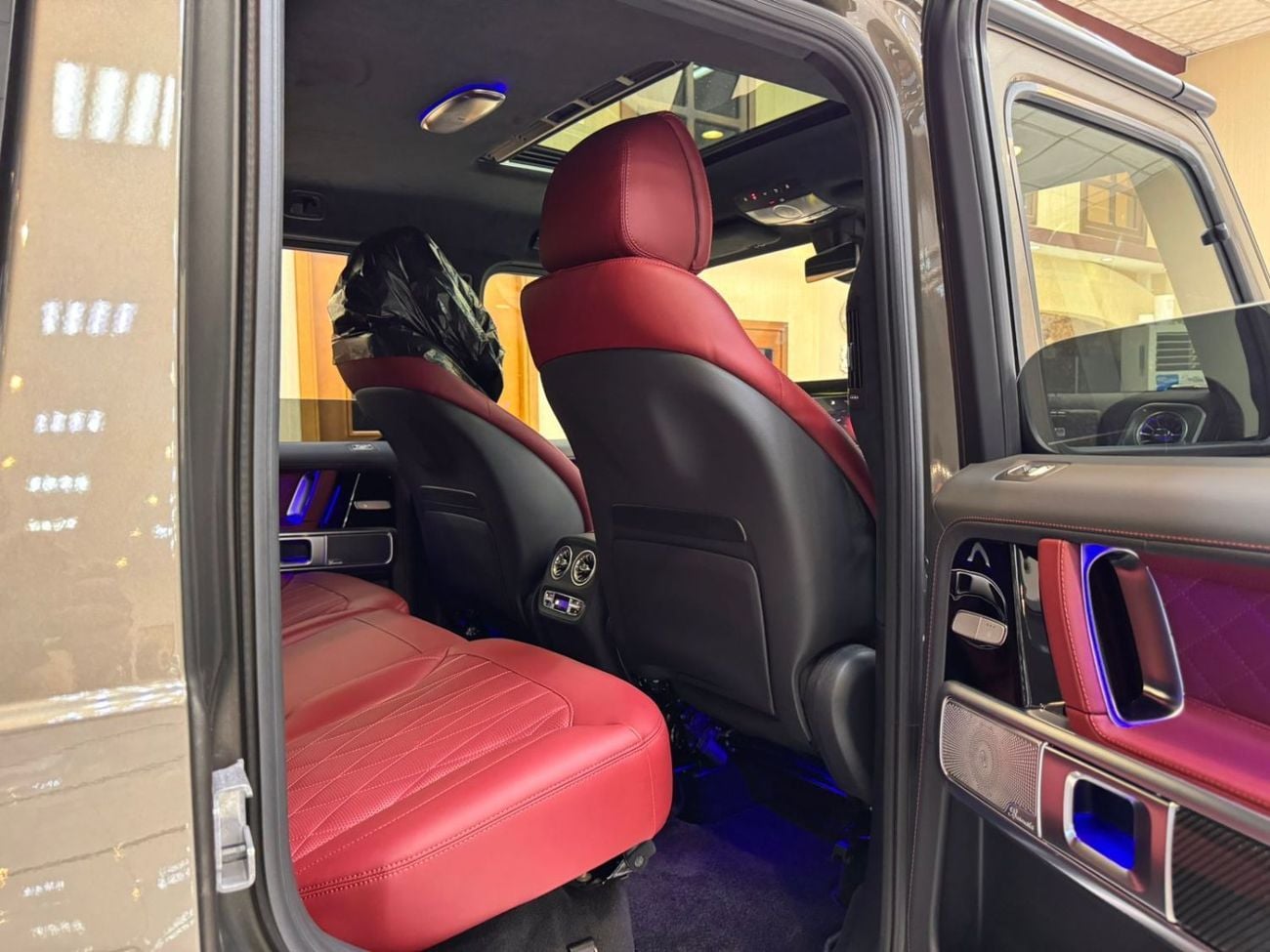 مرسيدس بنز G 63 AMG STD DOUBLE NIGHT PACKAGE 2026