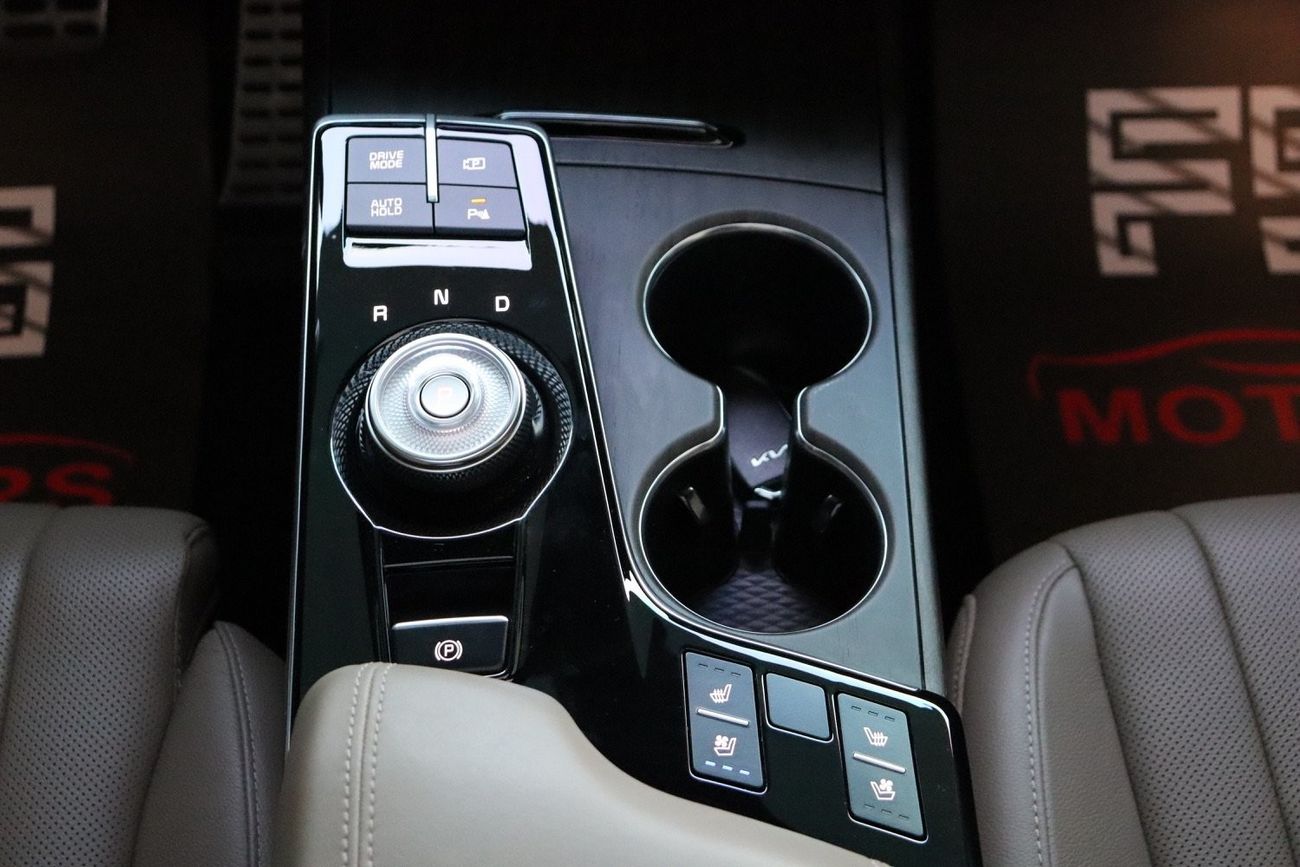 Kia K8 GDI LX 3.5L KIA K8 Full Option/ GCC / 2022 / Under Warranty