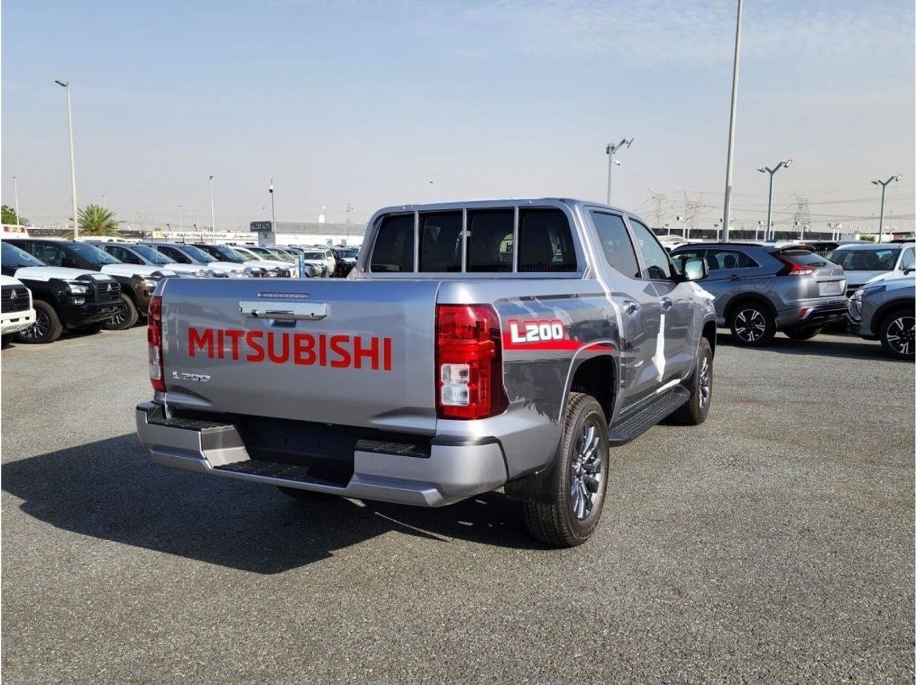 Mitsubishi L200 2.4L PETROL FULL OPTION 4WD 2024