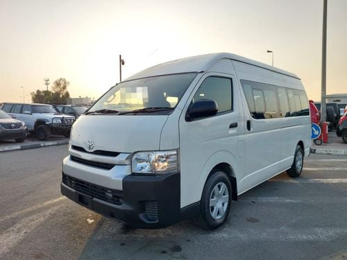 Toyota Hiace TOYOTA HIACE COMMUTER VAN RHD 2016 MODEL 3.0 L DIESEL MANUAL(PM18802)