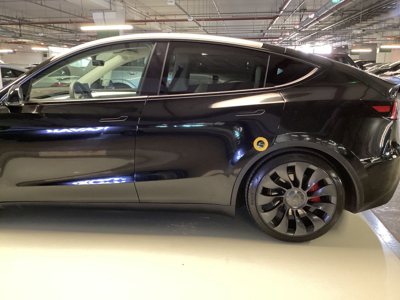 تسلا موديل Y Performance (Dual Motor) | شامل الضمان | 0 ﺪﻔﻋﺓ ﺃﻮﻟﻯ