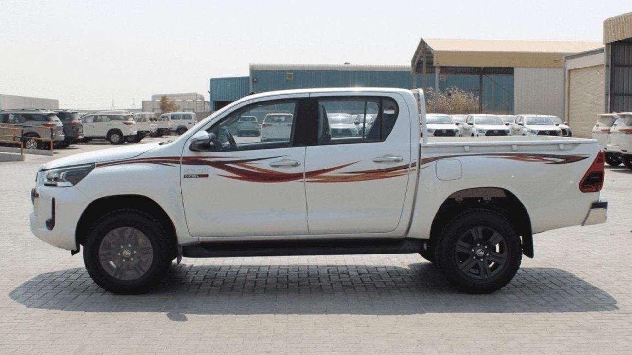 تويوتا هيلوكس GLX TOYOTA HILUX 2.4L Diesel AT FULL OPTION 2024
