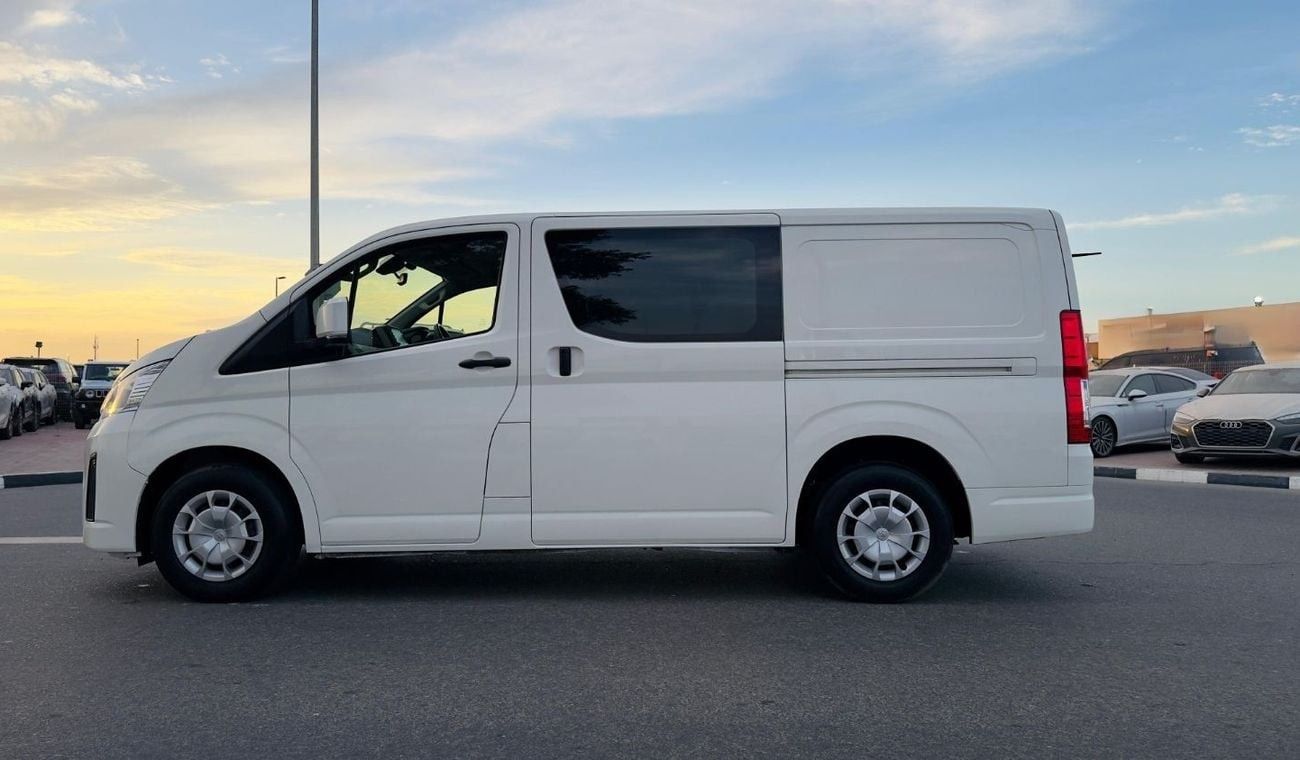 تويوتا هاياس PREMIUM CONDITION | 2.8L DIESEL ENGINE | REAR VIEW CAMERA | RHD