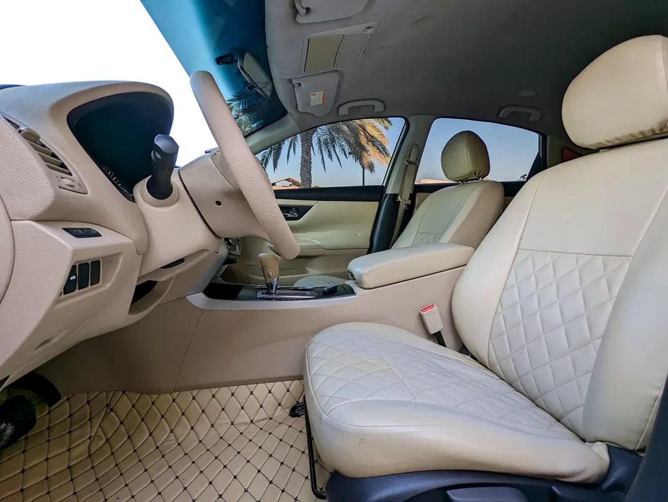 نيسان ألتيما GCC SV mid option Accident free excellent condition