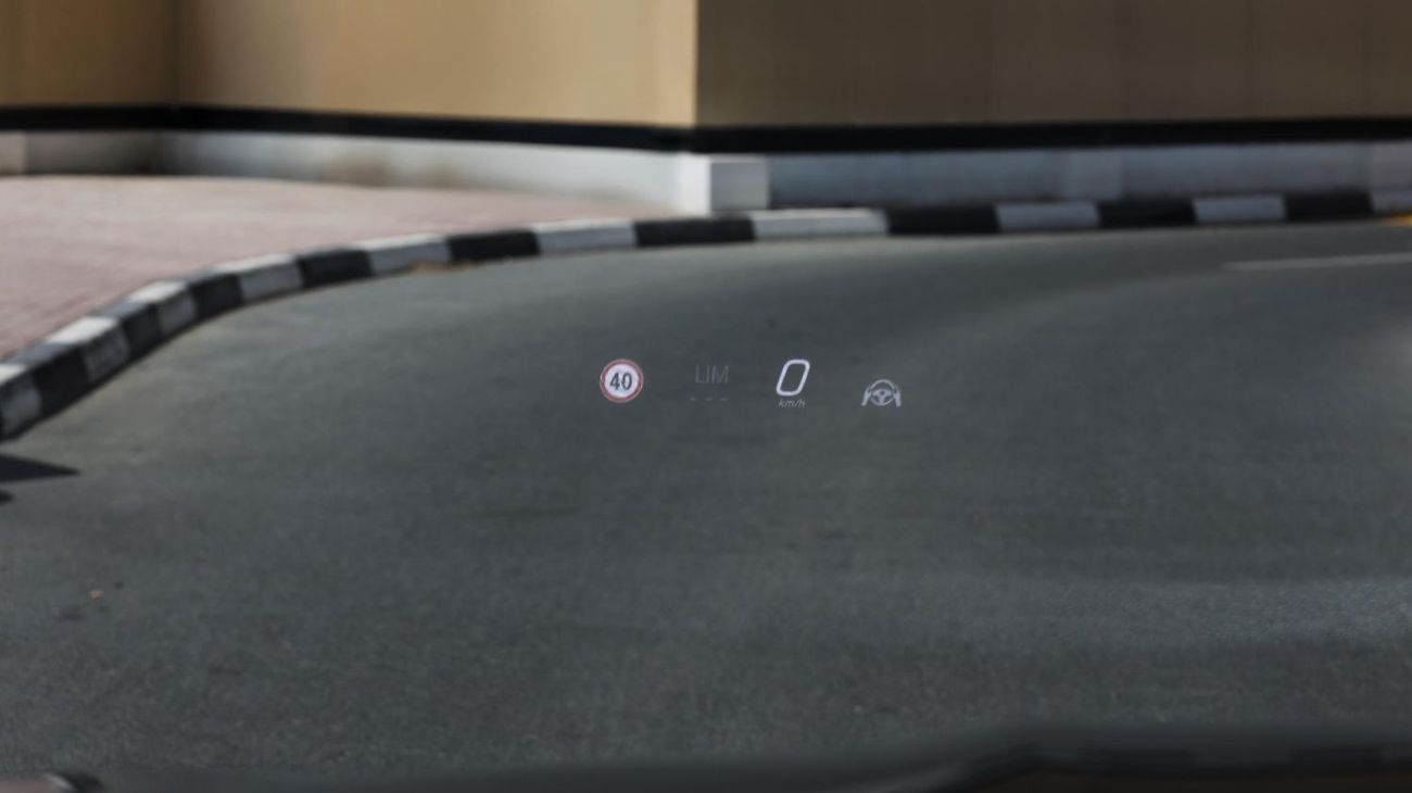 مرسيدس بنز E300 AMG EQ Boost 2.0T RWD 2026 GCC 0Km With 2 Years Unlimited Mileage Warranty @Official Dealer