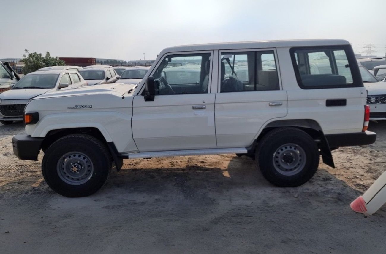 Toyota Land Cruiser 70 2025 TOYOTA LAND CRUISER 76SERIES 4.2L DIESEL V6
