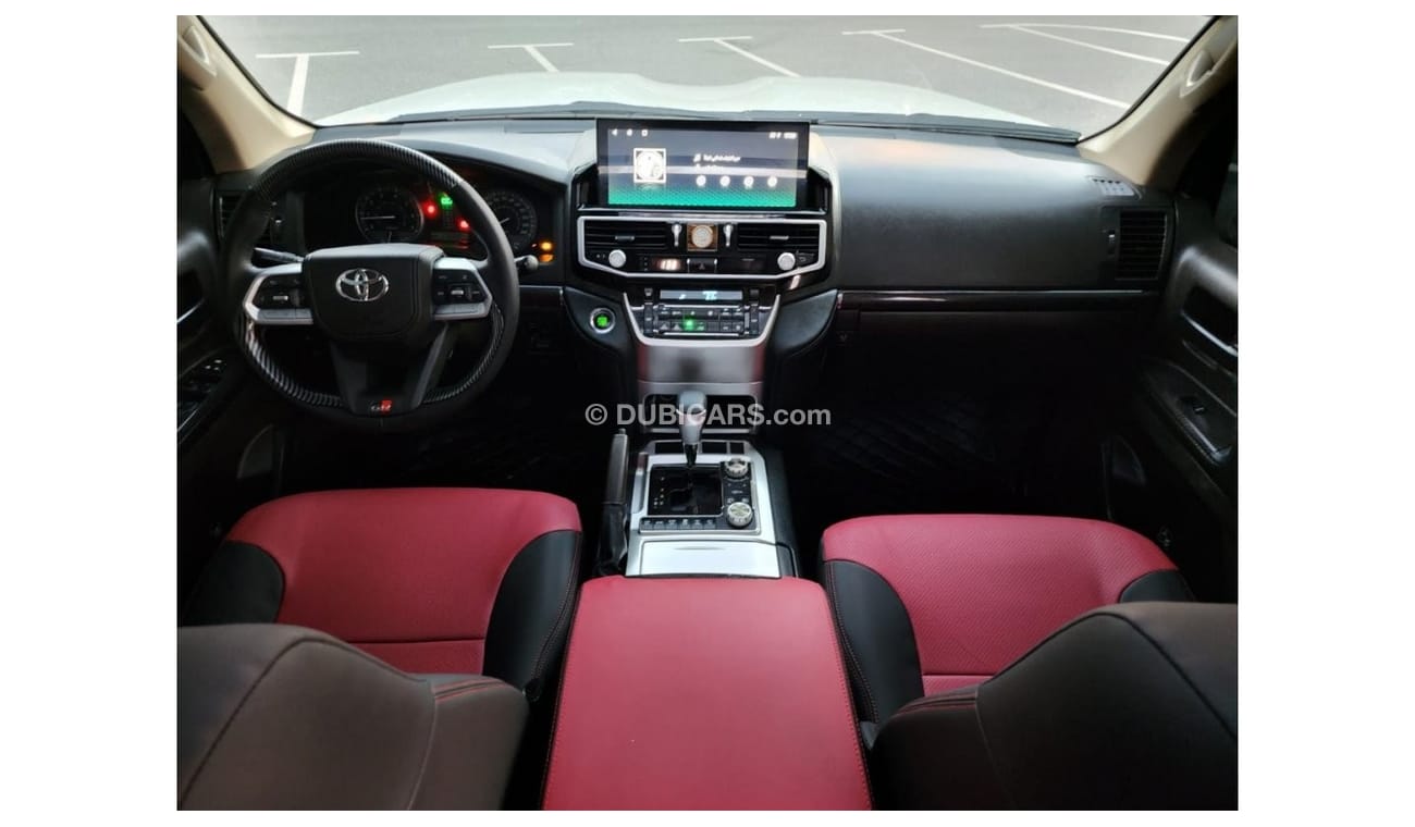 Toyota Land Cruiser GX.R V8 facelifted GR 2023