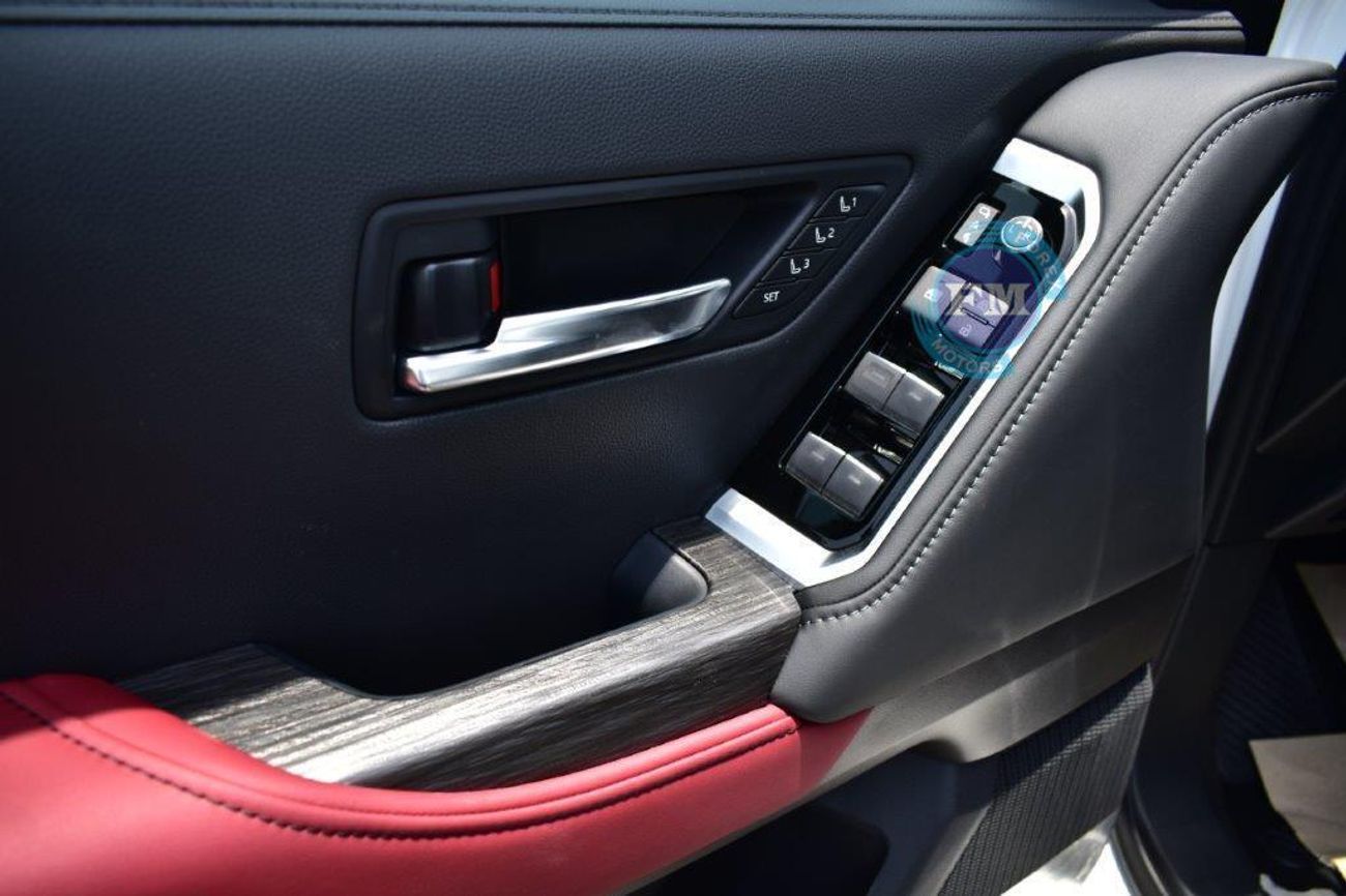 تويوتا لاند كروزر 300 V6 3.5L GR Sport Hybrid 7 Seat Automatic