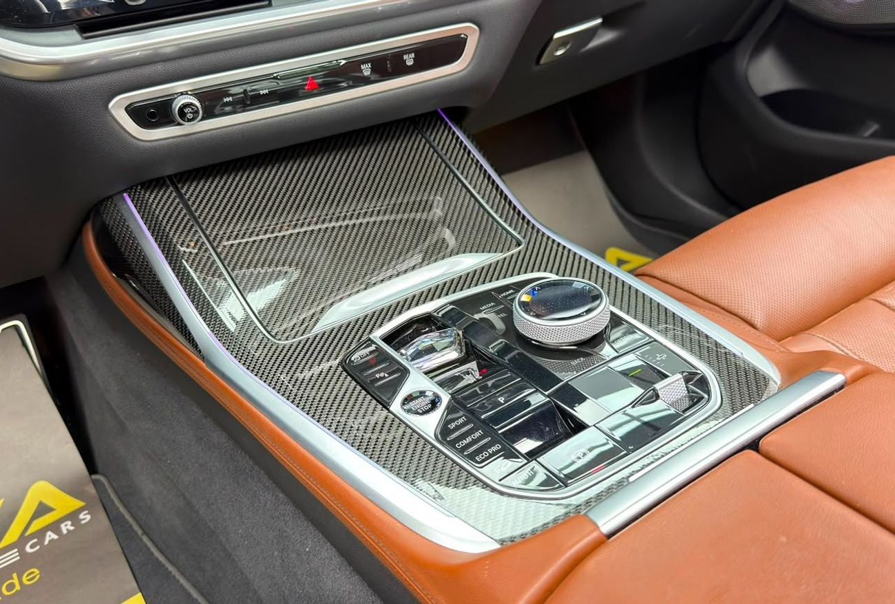 BMW X7 M60i XDRIVE