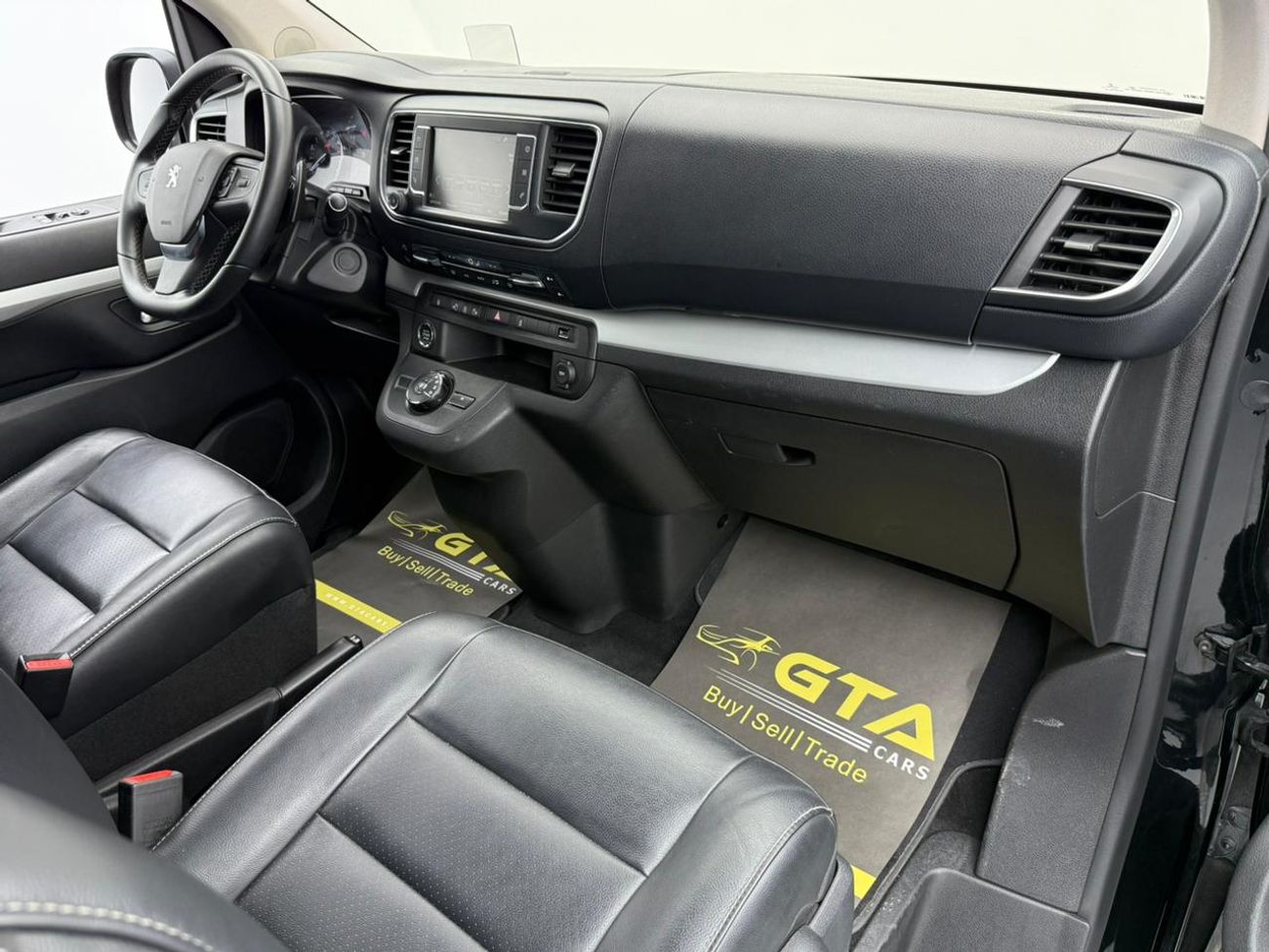 Peugeot Traveller 2020 Peugeot Traveller VIP, 1 Year Unlimited Km Warranty, Peugeot Full Service History, GCC