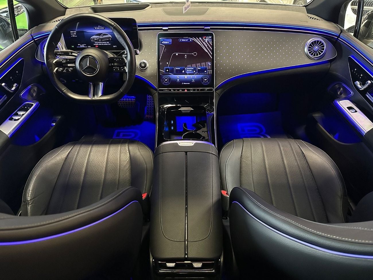 مرسيدس بنز EQE 350+ Premium +