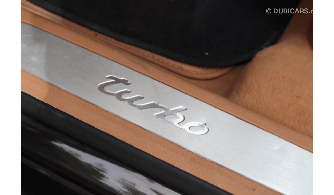 بورش باناميرا GCC ( CARBON FIBER)FULL SERVICE HISTORY ORGINAL PAINT VERY CLEAN