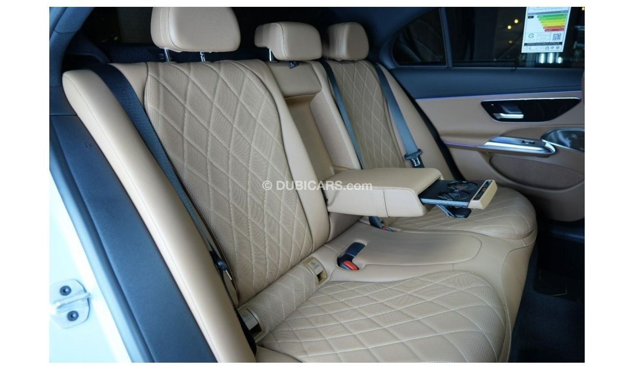 Mercedes-Benz E300 Mercedes-Benz E 300 | GCC 2024 0km | Full options | Agency Warranty | AMG Package | Panoramic | 360